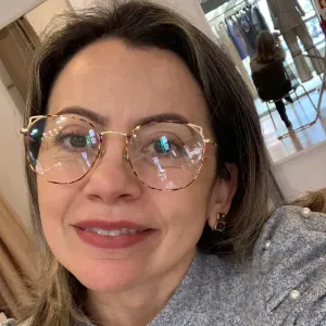 Baby-sitter com experiência em Lisboa