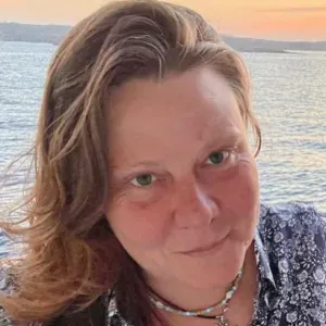 Baby-sitter expérimentée à Melun/ garde d'animaux 