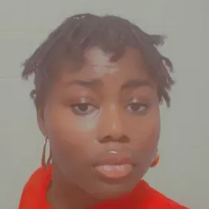 Baby-sitter chanteuse et comédienne et danseuse !