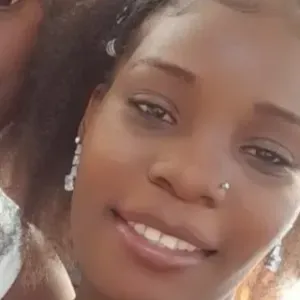 Empregada de limpeza responsável em Lisboa