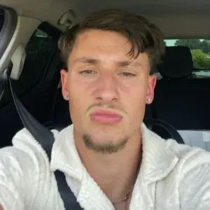 Pet sitter dans la région duzes dans le Gard