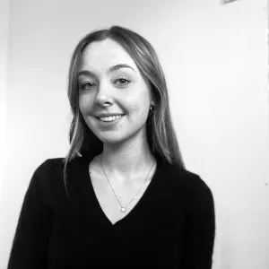 Babysitteuse à Viroflay et ses environs de 20 ans