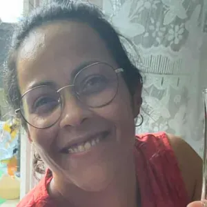 Recherche une baby-sitter 