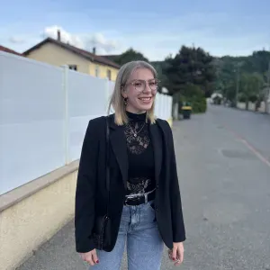 Pet sitter Manon à Ampuis 6940 