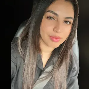 Soy una Empleada proactiva y seria