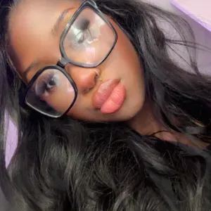 Baby-sitter disponible sur Paris 