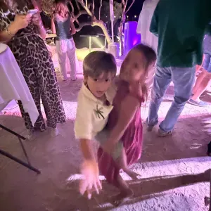 Je recherche une baby sitter 