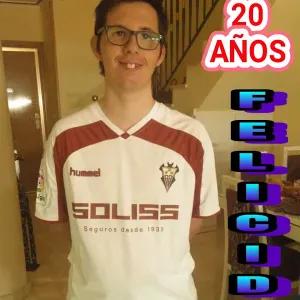Cuidador de mascotas para contratar