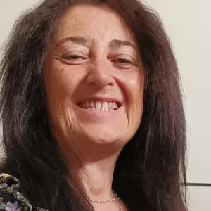 Addetta pulizie a roncaro o aiuto x feste in casa