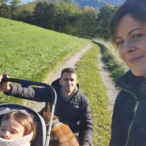 Offre d'emploi pour une baby-sitter à Saint-Pierre-en-Fa...
