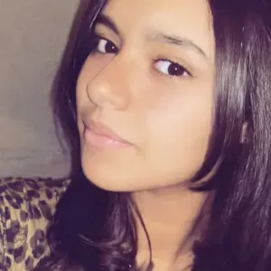  Baby-sitter disponible à Blois et alentours