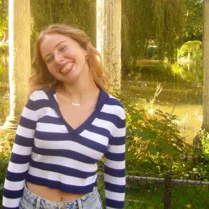 Baby-sitter débutante, déplacement sur Paris possible ! 