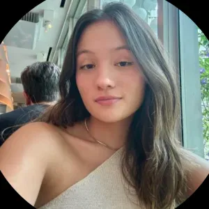 Baby-sitter Atenta, Afetuosa e Pontual