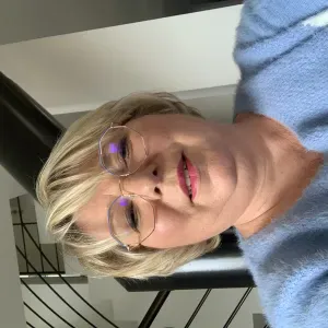 Souhaite garder un enfant pour sortie d'école en autre