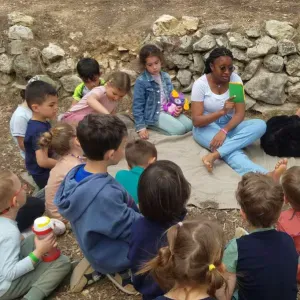 Douce, patiente, souriante, vive- Garde d'enfants réussie !
