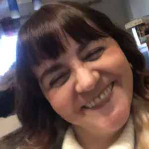 Cuidadora idosos Porto e arredores 