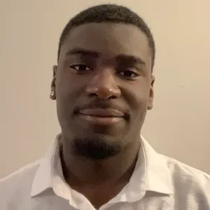 Étudiant qui préfère les croquettes aux soirées 😄