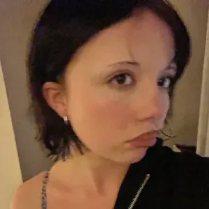 Lycéenne presque bilingue à bordeaux 