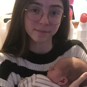 Baby-sitter expérimentée vers Lisieux