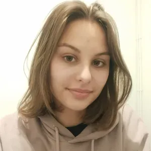 Auxiliaire puéricultrice disponible pour vos petits 