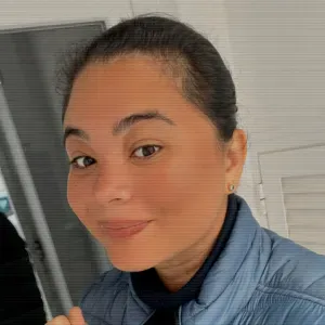 Amorosa para Idosos: Companheirismo e Atenção Personalizada.