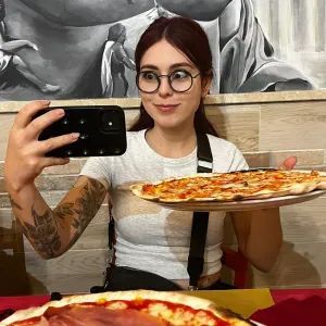 Serviço de Pet Sitter, cuidadora de animais domésticos.