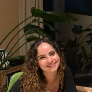 Baby-sitter expérimentée dans les Haut de seine 