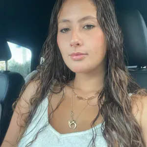 Babysitter com experiência na zona de espinho 