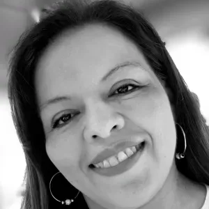 Cerco lavoro per il weekend  disponibile dal 1/10/25