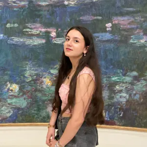 Baby-sitter attentionnée et motivée 