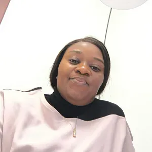 Baby sister disponible a la ville de Charleroi. 