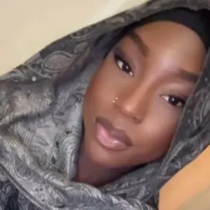 Jeune baby-sitter motivée & disponible en juillet