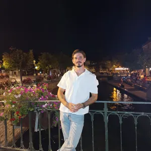 Pet-sitter sérieux et attentif Vaucluse 