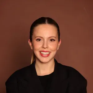 Baby-sitter de confiance - Expérience & Bienveillance