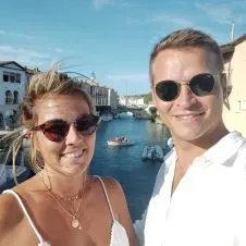 Garde de notre fille en journée, le temps d'une journée ski