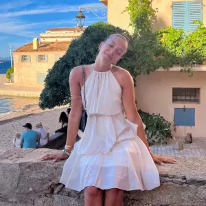 Baby-sitter expérimenté proche de saint etienne 