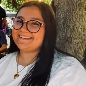 Baby-sitter expérimentée à Saint-didier et c'est l'alentour