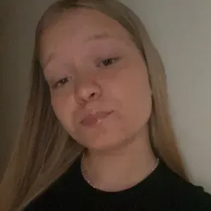 Baby-sitter expérimentée à Binche 