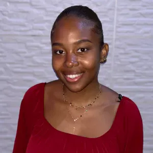 Babysitter Guadeloupe avec une expérience de 1 ans 
