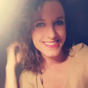 Maman de jour expérimentée disponible 