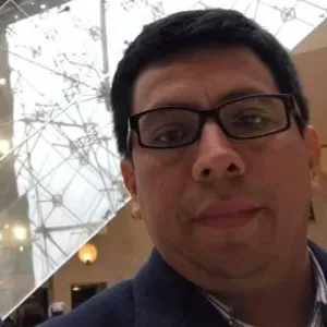 Cuidadador , en mi pais visitaba enfermos 