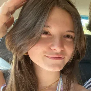 Baby-sitter, étudiante à Bordeaux 