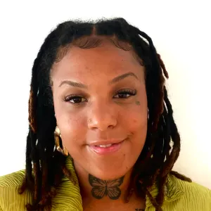 Baby-sittrice de 26 ans à LYON