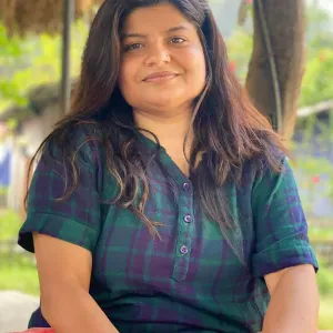 Responsible house cleaner who enjoys keeping space clean.