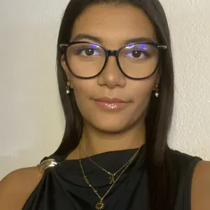 Baby-sitter expérimentée à Lunel