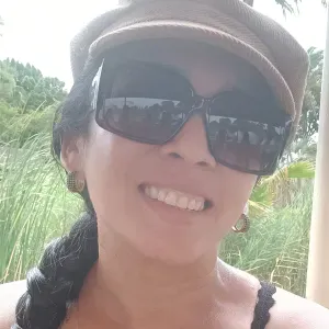 Educadora de Educação Infantil com experiência no Brasil.