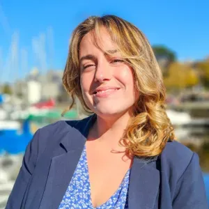 Jeune femme disponible pour garde d'enfant de tout âge
