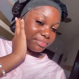 Baby-sitter expérimentée à cholet