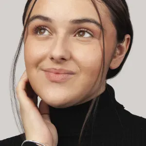 Canguro en Murcia. estudiante de artes con mucha diversión