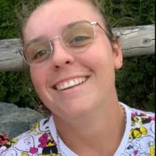 Aide à domicile non diplômée